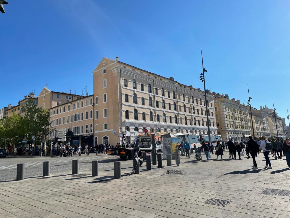 Marseillais - Vieux Port *
